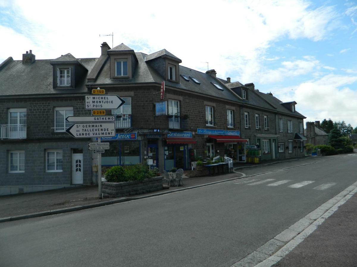 B&B La Seliniere Champ-du-Boult Eksteriør bilde